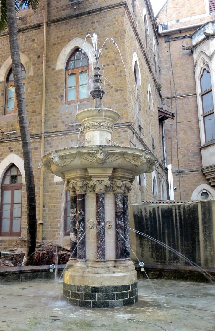 The Duck Fountain at BrihanMumbai Municipal Corporation Building, Mumbai (Maharashtra)