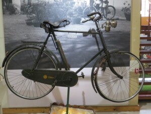 Golden Sunbeam Bicycle (1914, England) at Vikram Pendse Cycles Private Museum in Pune (Maharashtra, India)