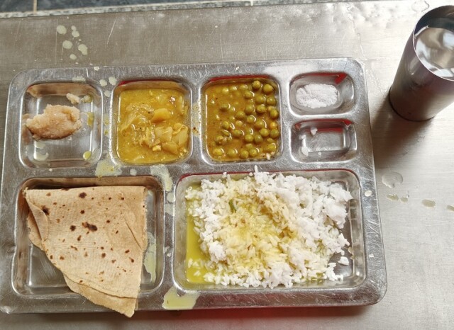 Prasad of 'Baba' at Shri Saibaba Prasadalaya in Shirdi (Maharashtra, India)