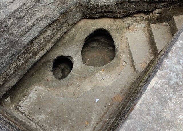 Bheem's Stove at Bhimkhanda (Mundakati, Jharkhand, India)