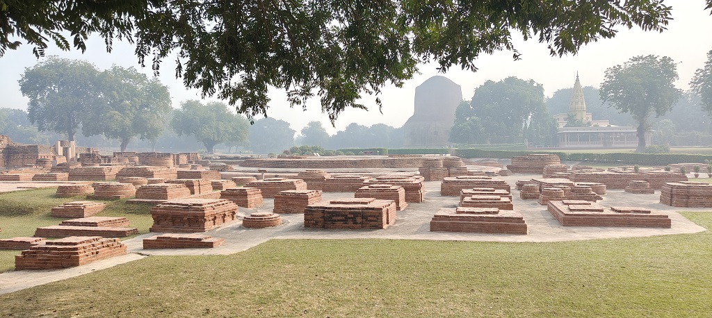 Dhamekh Stupa - An Important Monument of Sarnath (Uttar Pradesh, India)