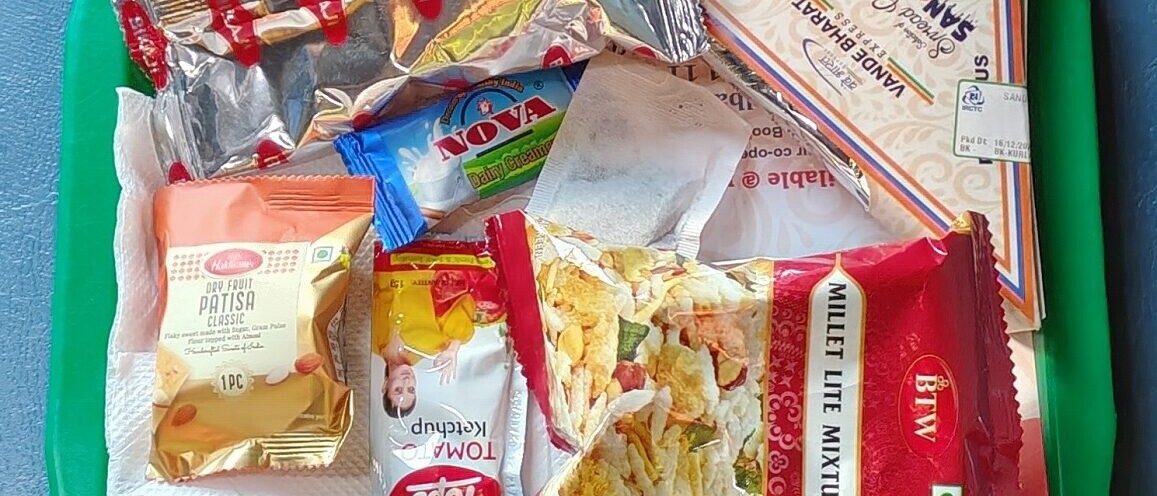 Evening Snacks in NZM RAJDHANI EXPRESS (22221)