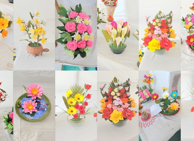 Crepe Paper Flowers (by Smt. Malati Mehendale) at the 28th Mumbai Flower Show, Byculla Zoo in Mumbai (Maharashtra, India)
