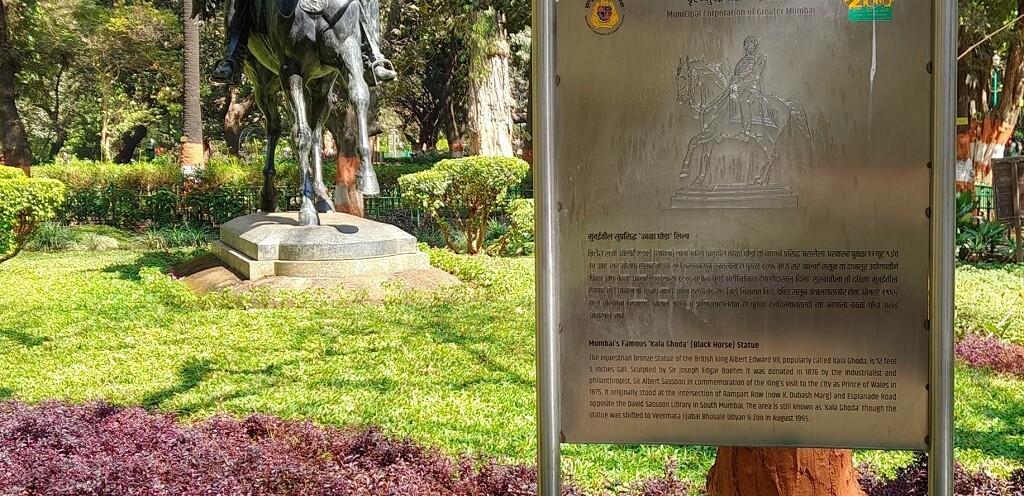 Kala Ghoda (Black Horse) - Equestrian Bronze Statue at Byculla Zoo (Mumbai, India)