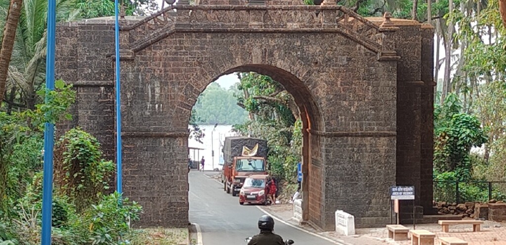 The Viceroy’s Arch (Old Goa, India) – Back Side View