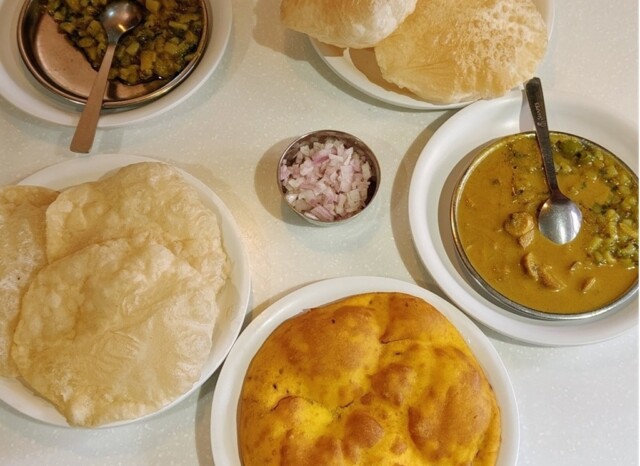 Sachin's Favourite Breakfast at Cafe Tato (since 1913) in Panjim, Goa (India)