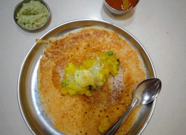 Davanagere Benne Dosa - Signature Dish of Ramashraya - Since 1939 in Mumbai (Maharashtra, India)