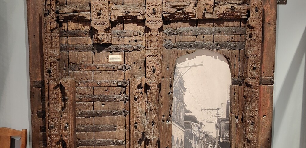 16th Century Gateway to the Polia-Desai Wad (Navsari, Gujarat) at The F.D. Alpaiwalla Museum (Mumbai, India)