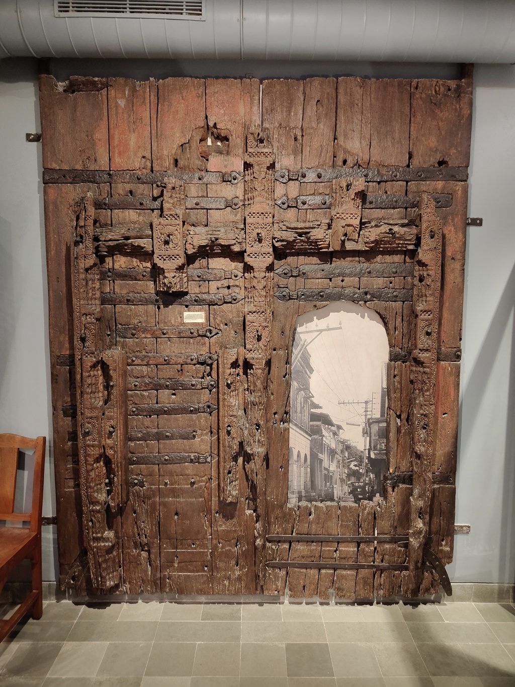 16th Century Gateway to the Polia-Desai Wad (Navsari, Gujarat) at The F.D. Alpaiwalla Museum (Mumbai, India)