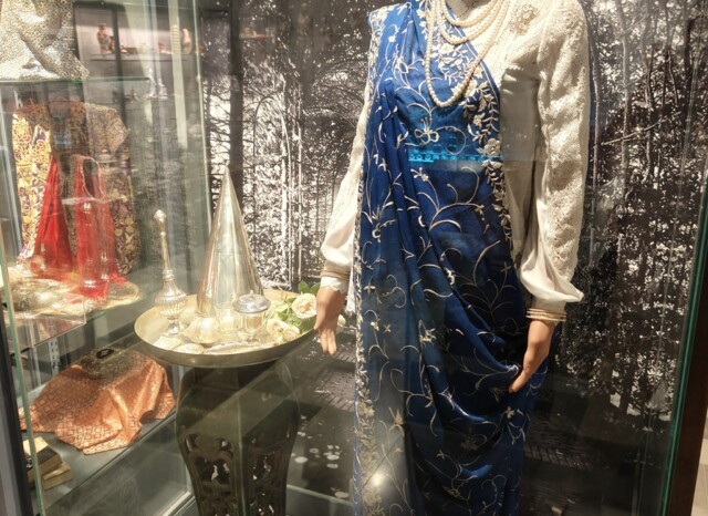 Gara Saree - Costume of Parsi Women (The F.D. Alpaiwalla Museum, Mumbai, India)