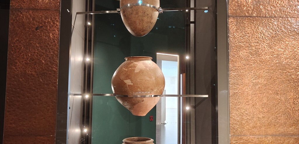 Jars from Harappa and Mohenjodaro at Bihar Museum, Patna