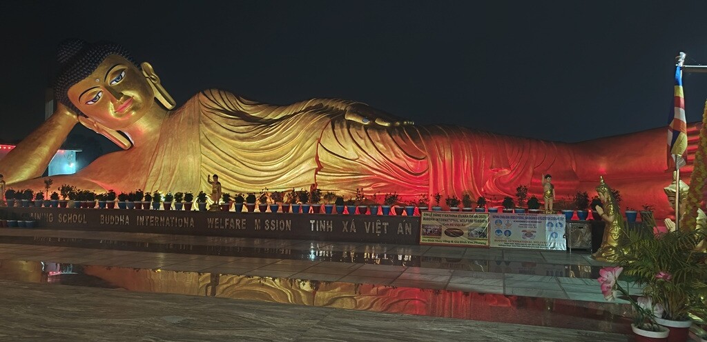 Reclining Buddha at Buddha International Welfare Mission, Newataur, Jani Bigha, Bodh Gaya, Bihar